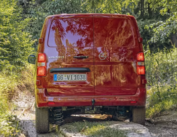 Opel Vivaro Crew Cab 4×4 [Worldwide] '2019–23