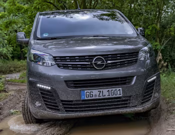 Opel Zafira Life 4×4 [Worldwide] '2019–23
