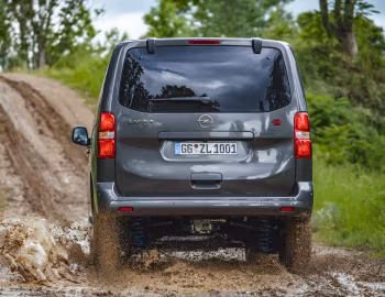 Opel Zafira Life 4×4 [Worldwide] '2019–23