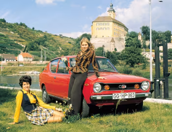 Datsun 100A 2-door Sedan (E10) '10.1970–09.1974