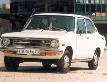 Datsun 1200 2-door Sedan (B110) '1970–74