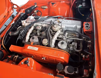 Sous la capuche Datsun 240Z [EU-spec] (HLS30Q) '1970–73