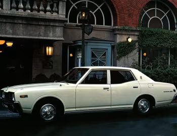 Datsun 260C Sedan (330) '1975–79