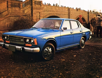 1975–76 Datsun 610 4-door Sedan '1974–76