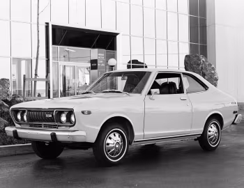 1975–76 Datsun 710 2-door Sedan [North America]