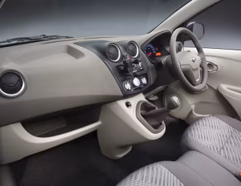 Interior Datsun GO+ [Indonesia] '2014–18