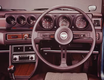 Торпедо Datsun Bluebird U Coupe (610) '08.1971–08.1973