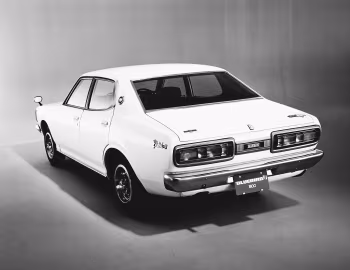 Datsun Bluebird U Sedan (610) '08.1973–07.1976