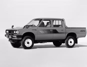 Datsun Pickup 4WD Double Cab [Japan] (720) '05.1983–08.1985