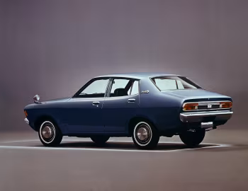 Nissan Sunny 1200GL 4-door Sedan (B210) '05.1973–11.1977