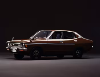 Nissan Sunny 1400GX 4-door Sedan (B210) '05.1973–11.1977