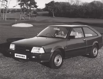 Datsun Stanza 3-door [UK-spec] (T11) '1982–84