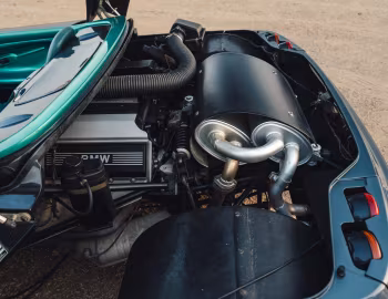 Под капотом De Tomaso Guarà Barchetta (#9) '1995