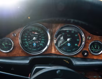 Камбінацыя прыбораў 1985 De Tomaso Pantera GT5 [North America]