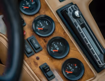 Dashboard De Tomaso Pantera SI '1990–93