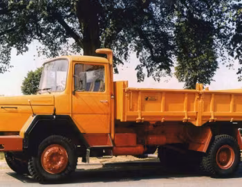 UNIC 190 PAC 20 Decauville tri-benne '1977–82