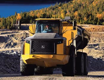 John Deere 370E '2012–pr.