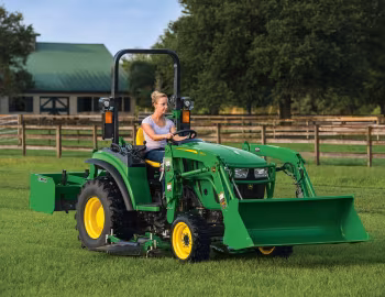 John Deere 2032R/2038R Open Station '2016–pr.