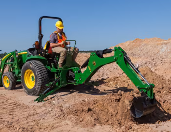 John Deere 3046R Open Station '2013–pr.