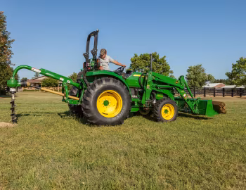 John Deere 4044R '2014–pr.