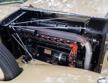 Sous la capuche Delage D8 S Roadster par Pourtout (#36009) '1932