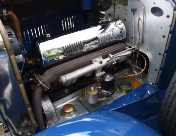 Under the hood Delage DR70 Weymann Saloon '1928
