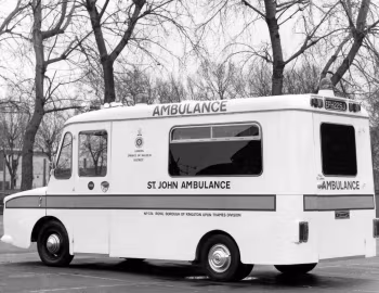 Dennis FD4 Ambulance [UK-spec] '1968