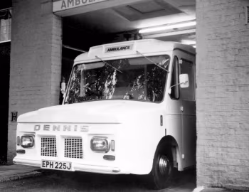Dennis FD4 Ambulance [UK-spec] '1968