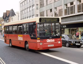 Dennis Dart 9SDL3002 Reebur Pointer [UK-spec] (B35F) '04–07.1991