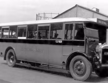 Dennis E Strachans (B32F) '1928