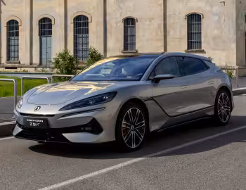 Denza Z9GT [EU-spec] '2025–pr.