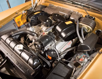 Sous la capuche 1957 DeSoto Adventurer Convertible (S-26A)