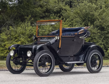 Detroit Electric Model 62 3-Passenger Cabriolet '1917