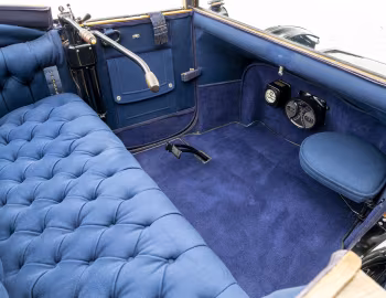 Інтэр'ер Detroit Electric Model 62 3-Passenger Cabriolet '1917