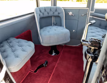 Інтэр'ер Detroit Electric Model 75 4-Passenger Brougham '1918