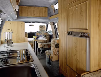 Interior Toyota Hiace Devon Rio Grande '1995–2006
