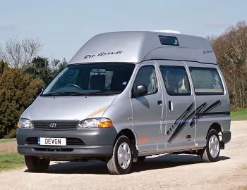 Toyota Hiace Devon Rio Grande '1995–2006