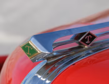 Маскот 1938 Diamond T Model 201 Pickup