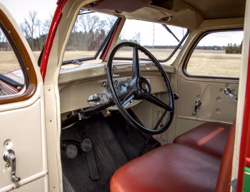 Интерьер Diamond T Model 201 Pickup '1938–49