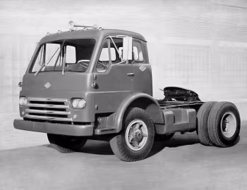 Diamond T 734CG Tiltcab Tractor Truck '1954–????