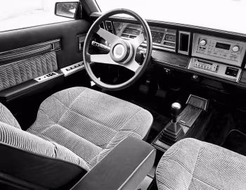 Interior 1983 Dodge 600 ES (VE-41)