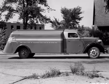 Dodge Model K52 Special Airflow Tank Truck '12.1934–12.1936