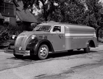 Dodge Model K52 Special Airflow Tank Truck '12.1934–12.1936