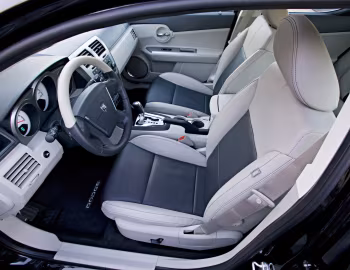 Интерьер 2008–10 Dodge Avenger R/T [North America] (JS) '2007–10