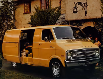 1977 Dodge B100 Tradesman Maxivan
