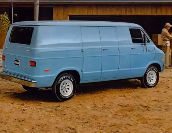 1977 Dodge B100 Tradesman Maxivan