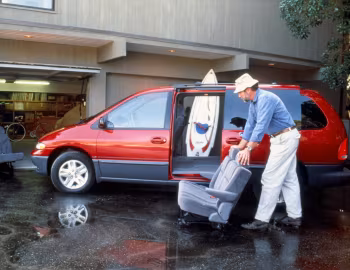 1996–2000 Dodge Caravan