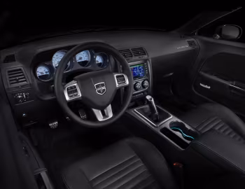 Panel frontal 2011–14 Dodge Challenger R/T Classic (LC) '11.2010–14