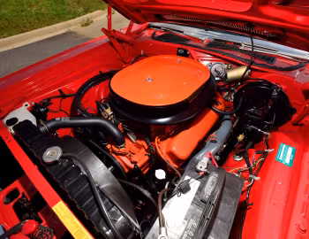 Bajo el capó 1970 Dodge Challenger R/T 440 Six Pack Convertible (JS-27)