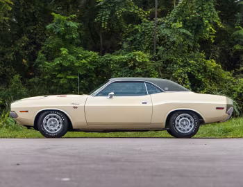1970 Dodge Challenger R/T SE 440 Six Pack Formal Hardtop (JS-29)